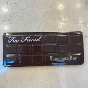 Too Faced Chocolate Bar